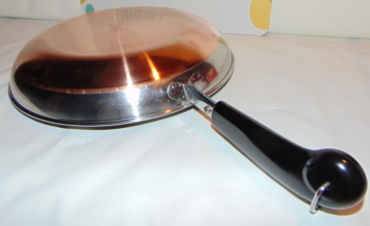 REFURBISHED Revere Ware 10 Copper Clad Omelet Skillet Pan - Click Image to Close